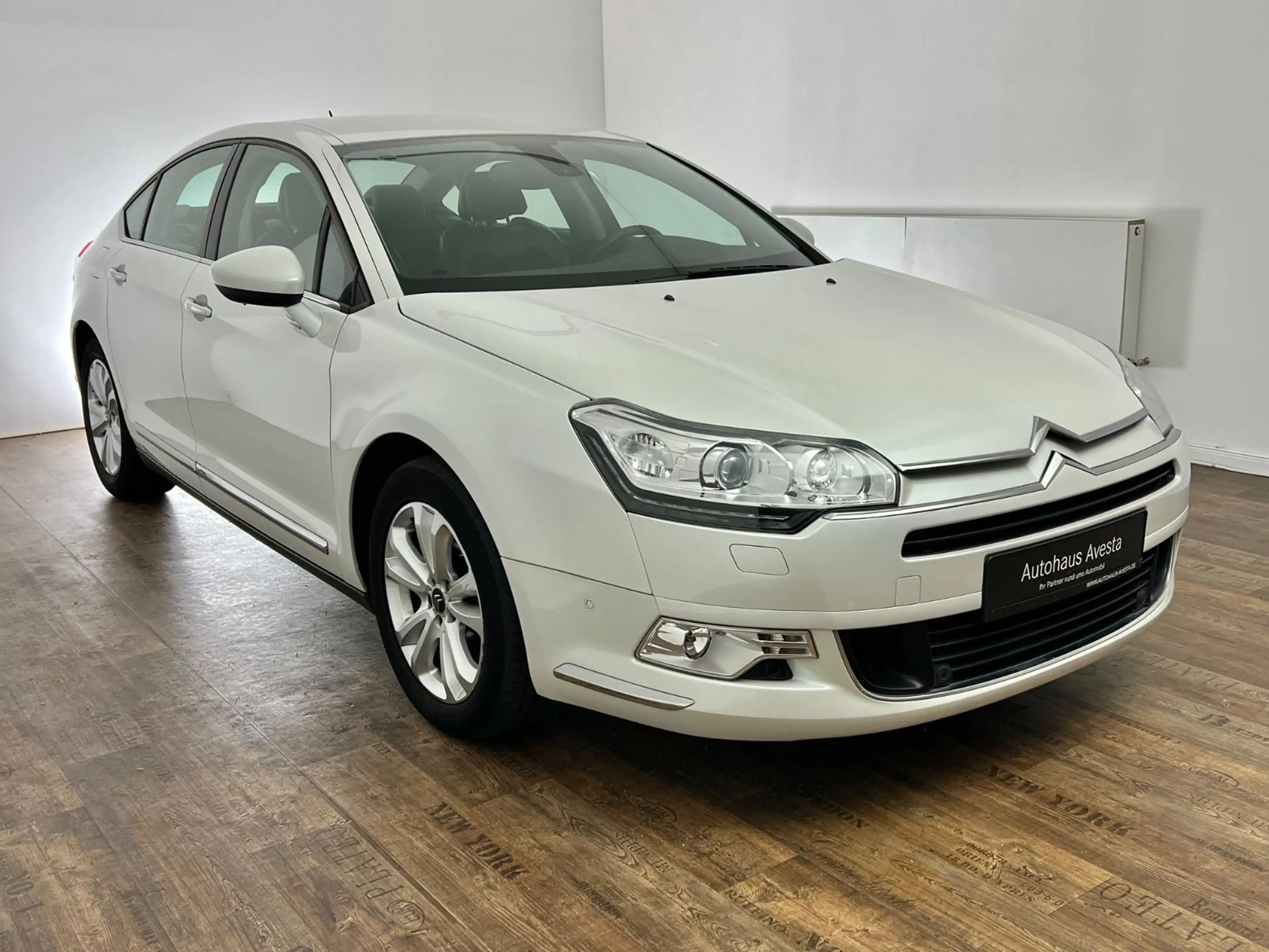 Citroen C5 / NUR 51.tKM / RENTNER/ 1.HD / EXCLUSIVE / — photo 3