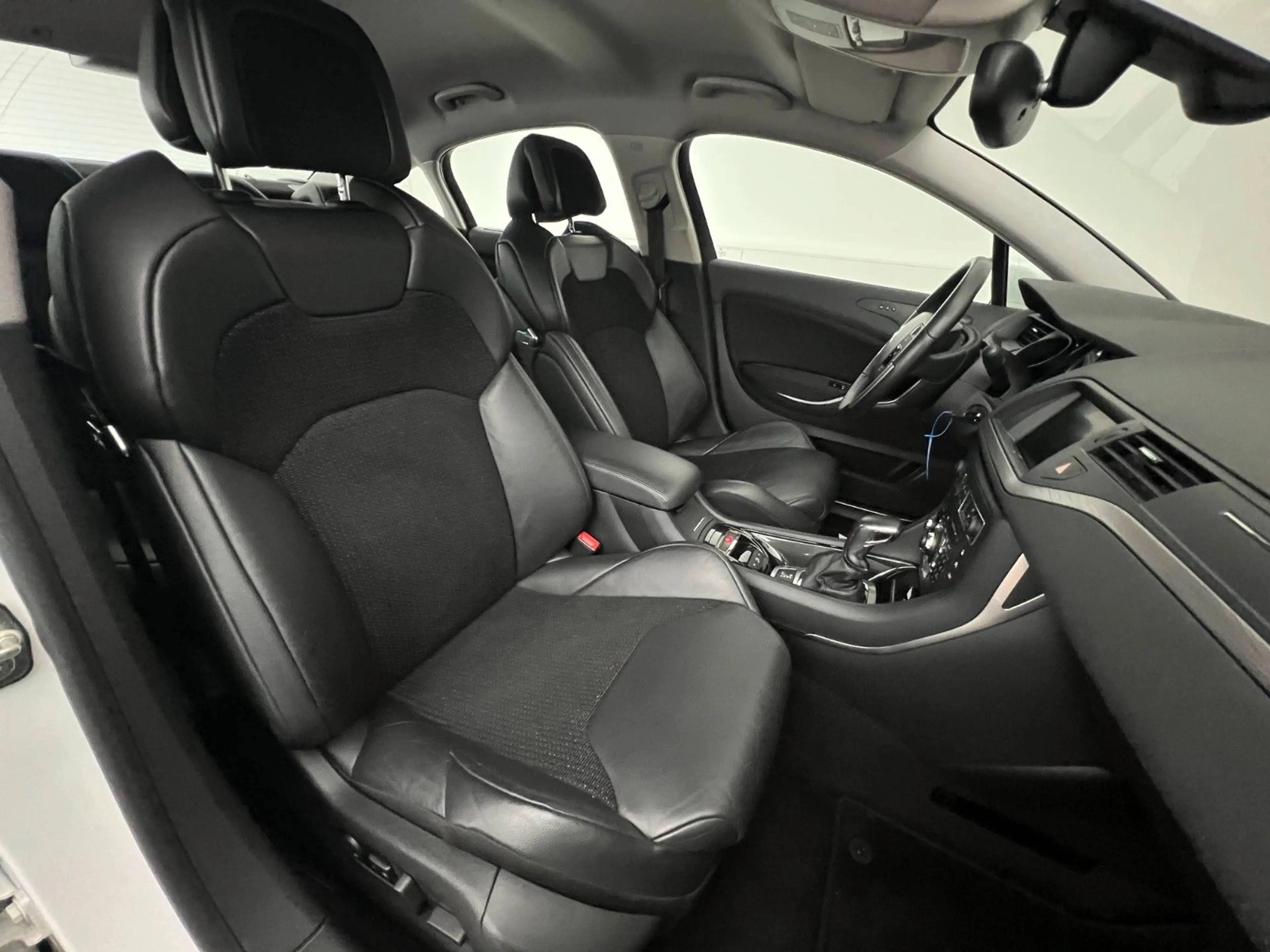 Citroen C5 / NUR 51.tKM / RENTNER/ 1.HD / EXCLUSIVE / — photo 10