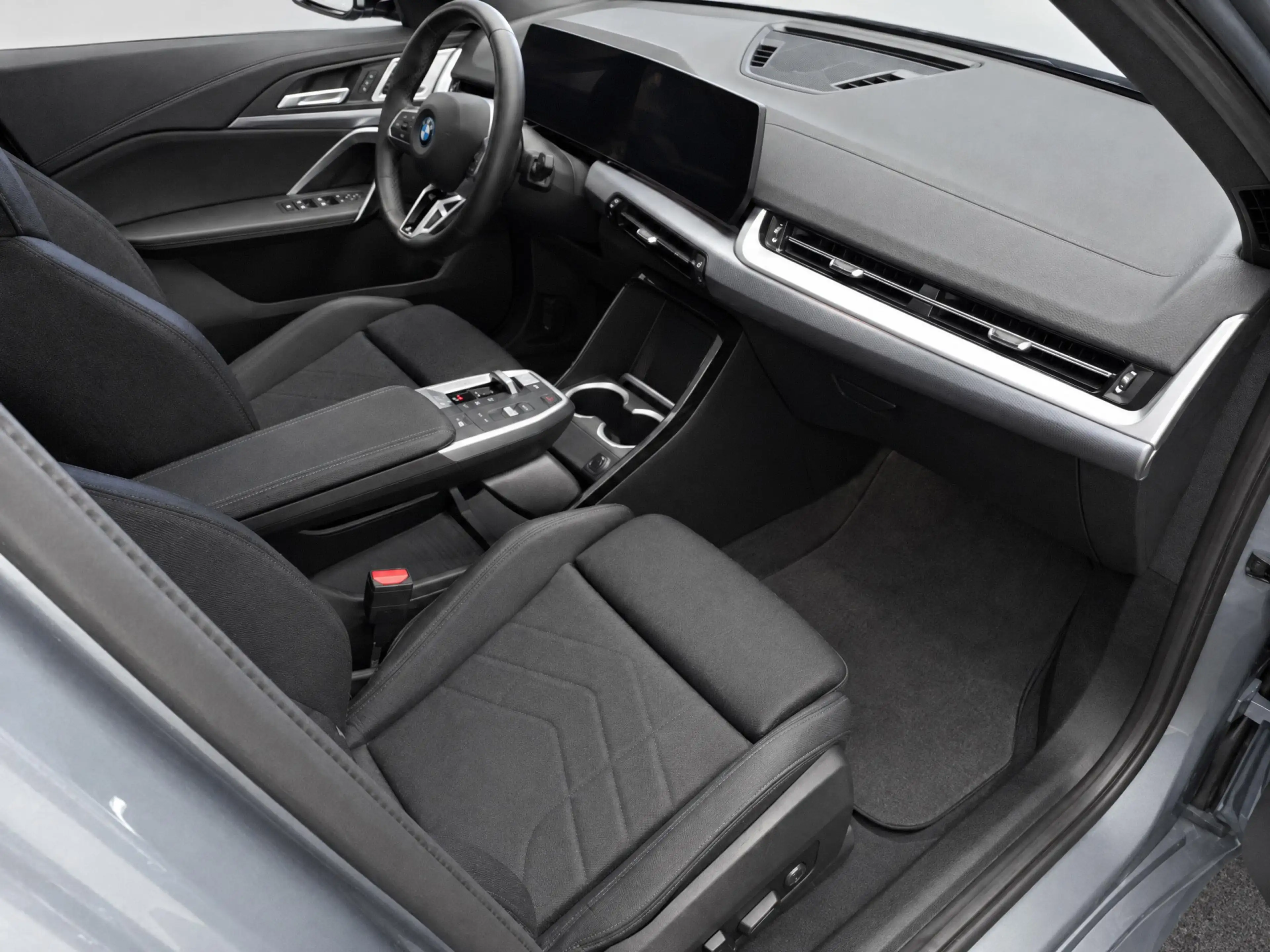 BMW iX2 xDrive30 M Sport / Trekhaak / Panoramadak / Sports — photo 10