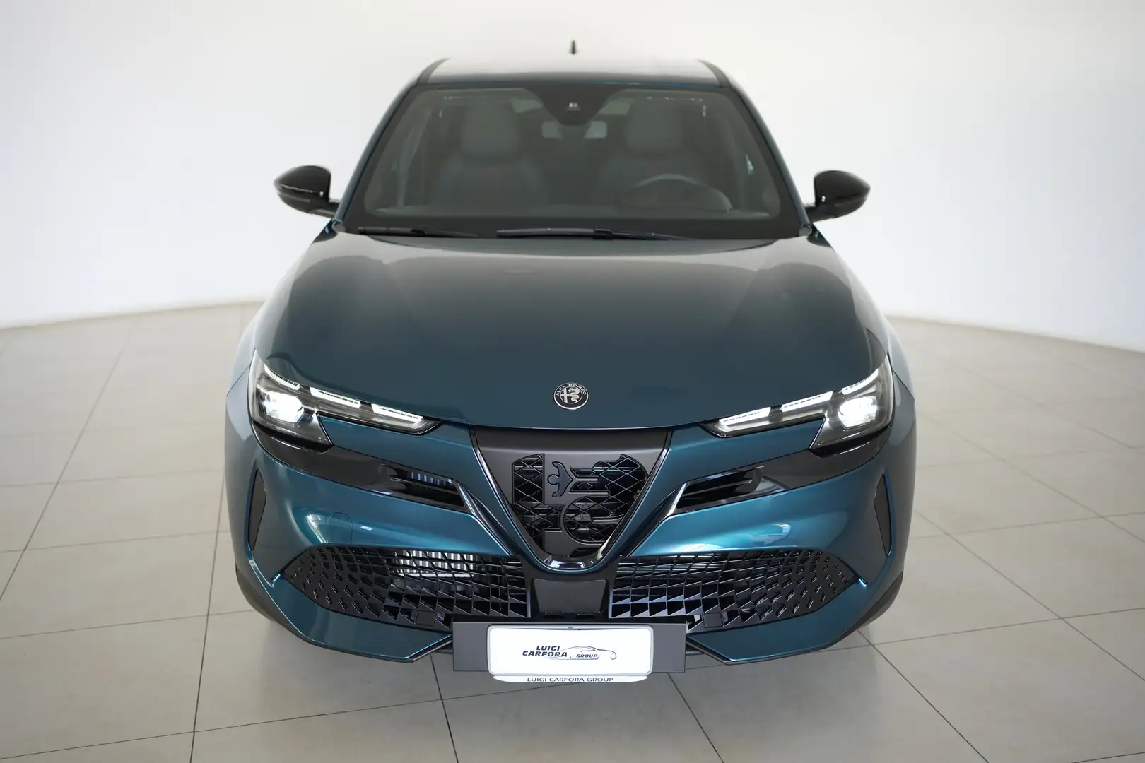 Alfa Romeo Junior 1.2 136 CV Hybrid eDCT6 Speciale Grün - 2