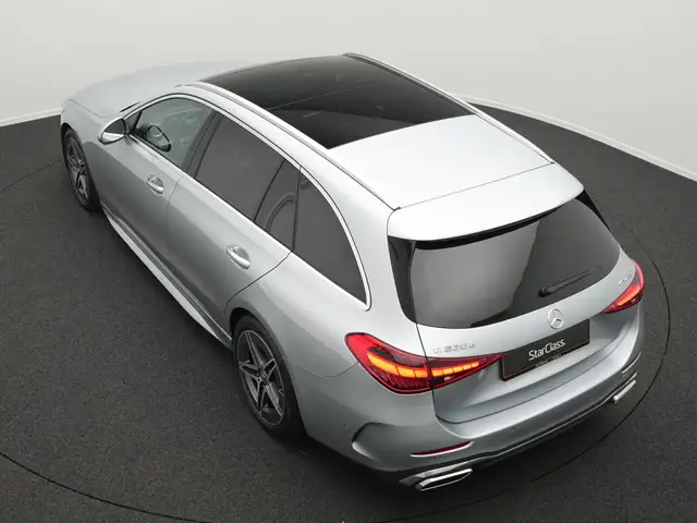Mercedes-Benz C-Class view 13