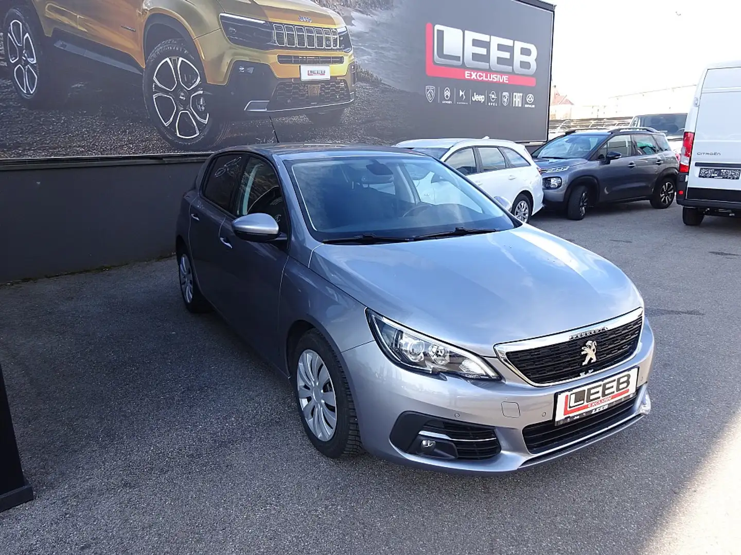 Peugeot 308 1,6 BlueHDI 100 Active S&S Grau - 2