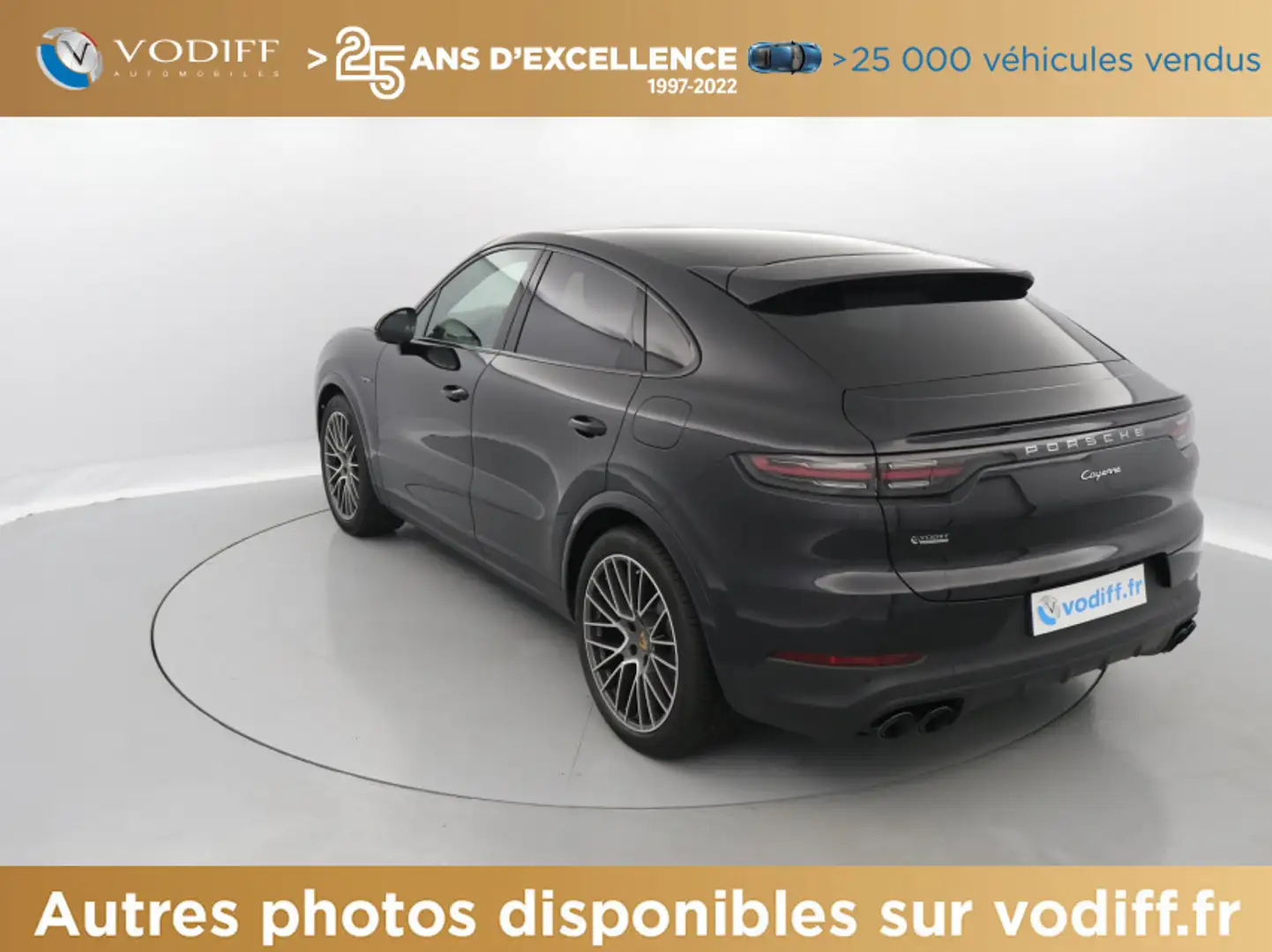 Porsche Cayenne E-HYBRID 462 CV TIPTRONIC S Schwarz - 2