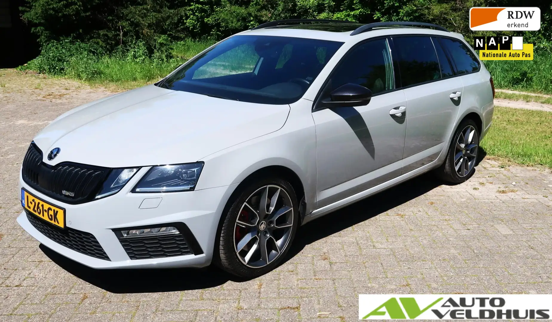 Skoda Octavia Combi 2.0 TSI RS 245 Business VRS PANO-DAK/TREKHAA Grau - 1