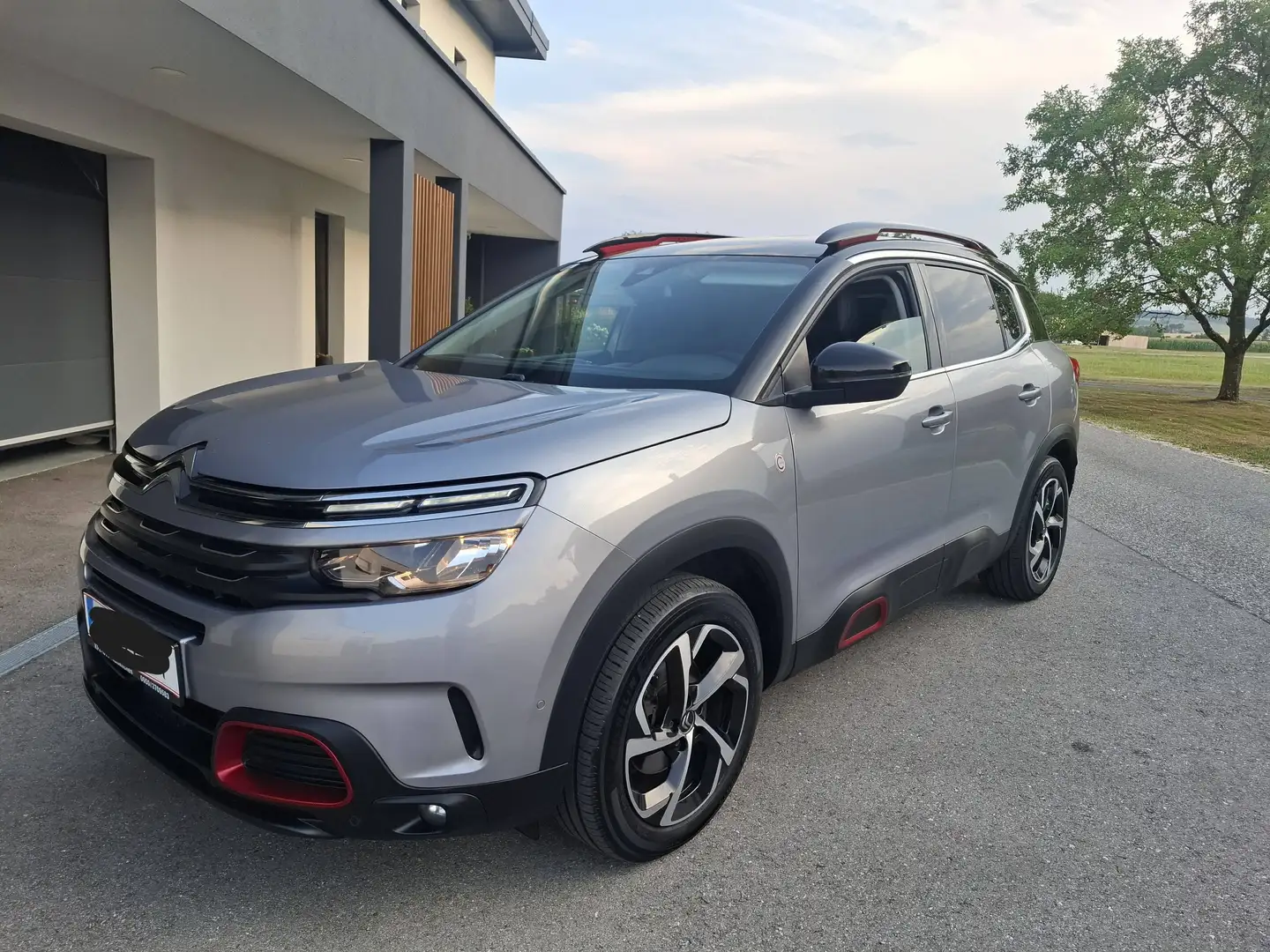 Citroen C5 Aircross C5 Aircross BlueHDI 130 S Grau - 1