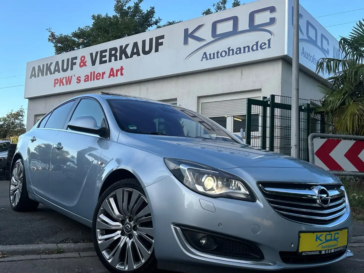 Opel Insignia 2.0 Turbo 4x4 Sport Recaro Blau - 1