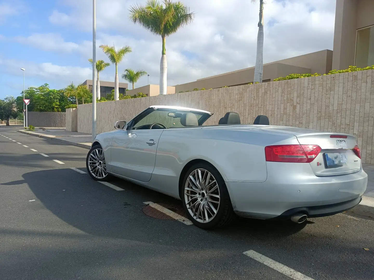 Audi A5 A5 Cabrio 3.0TDI quattro S-Tronic Plateado - 1