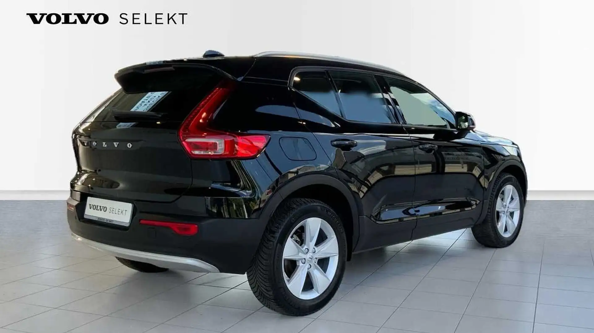 Volvo XC40 Core, B3 Mild hybrid, Benzine + Navi + Leder + ... Noir - 2