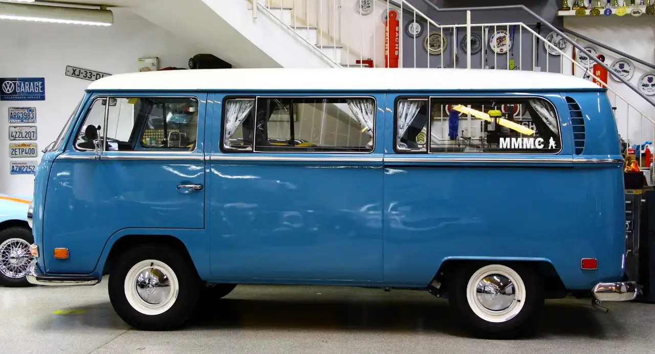 Volkswagen T2 a Deluxe Campervan, foto 8