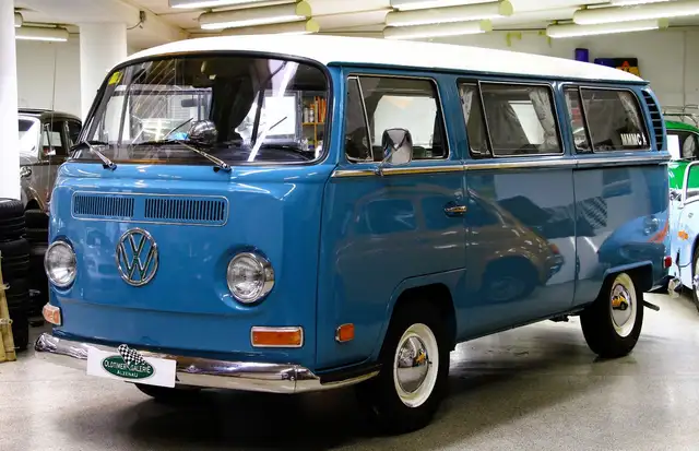 Volkswagen T2 a Deluxe Campervan