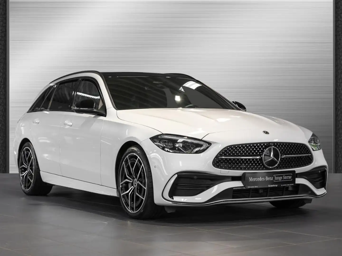 Mercedes-Benz C 180 T , AMG BURM NIGHT MEMO 360 AHK DISTR PANO Weiß - 2