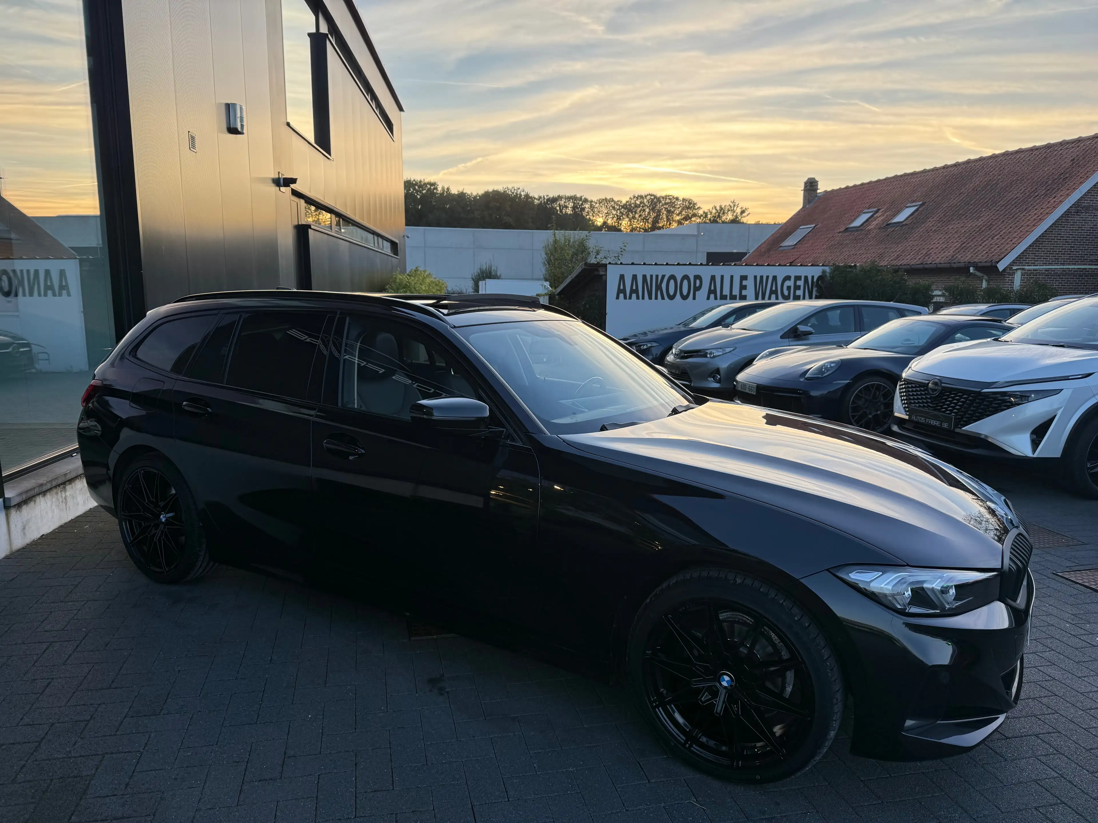 BMW 318 iA Break Sport Panorama Sport seats Led M-Alu 72000km — photo 3
