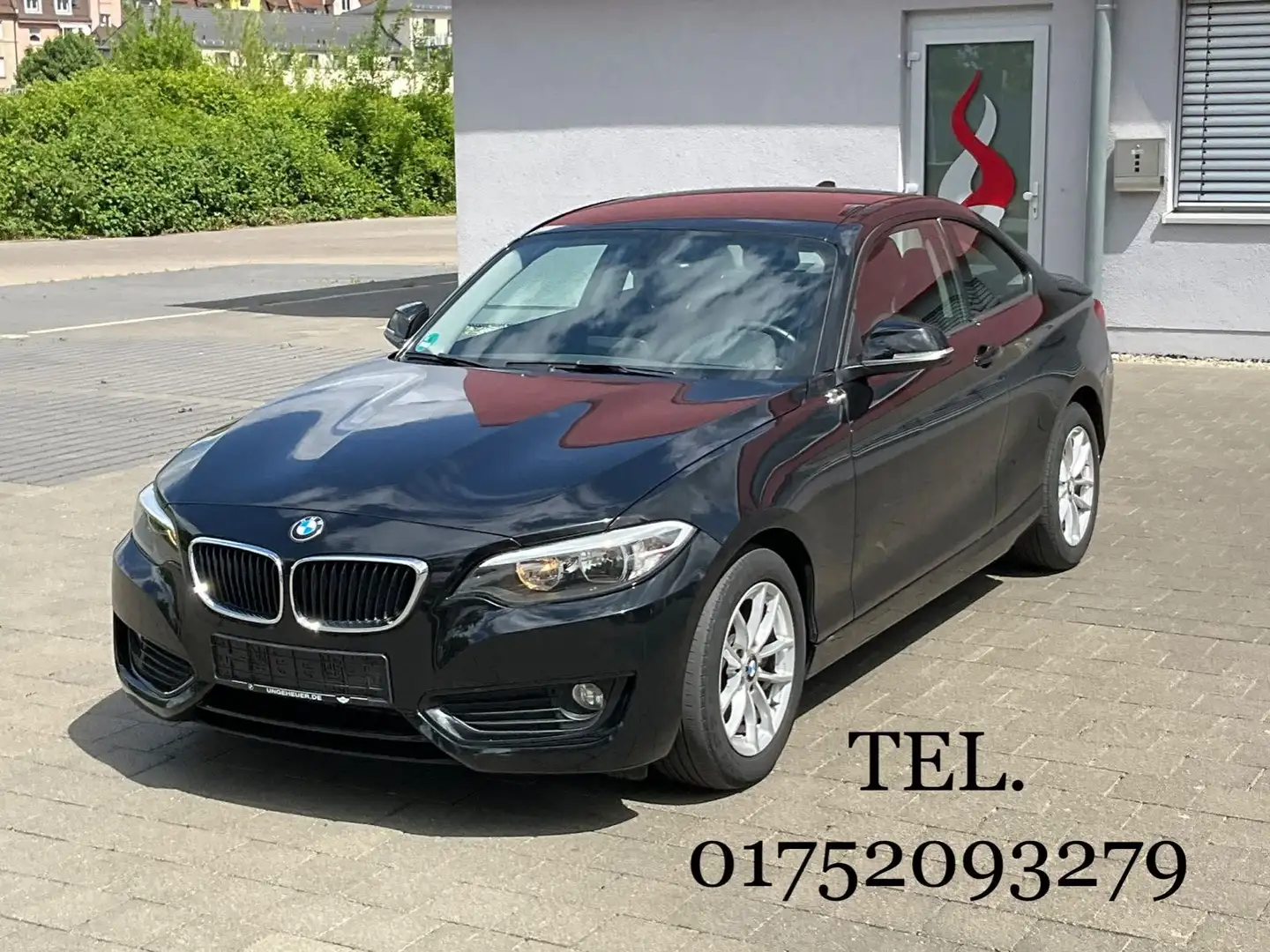 BMW 220 d Coupe Advantage Schwarz - 1