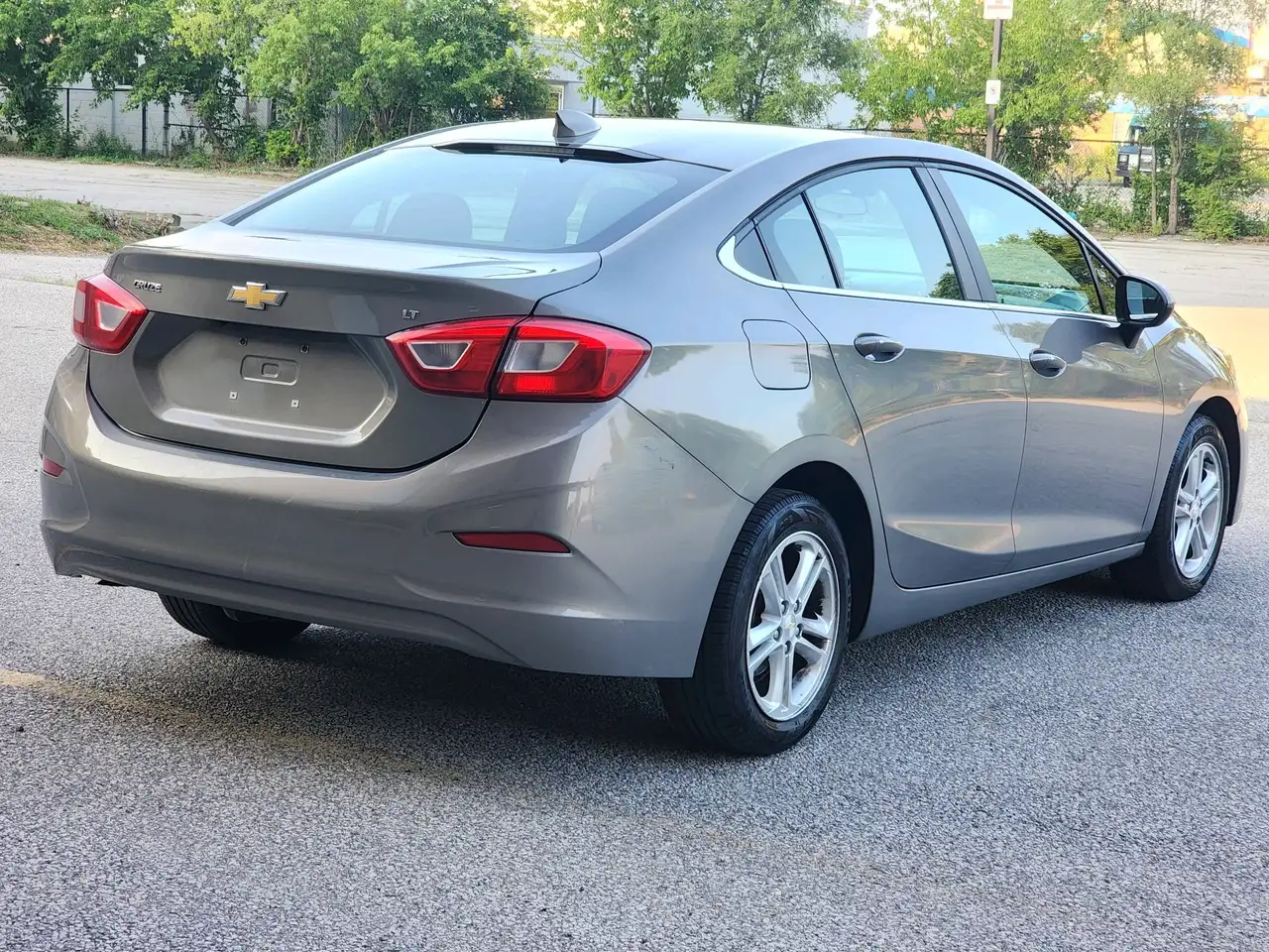 Chevrolet Cruze снимка Chevrolet Cruze