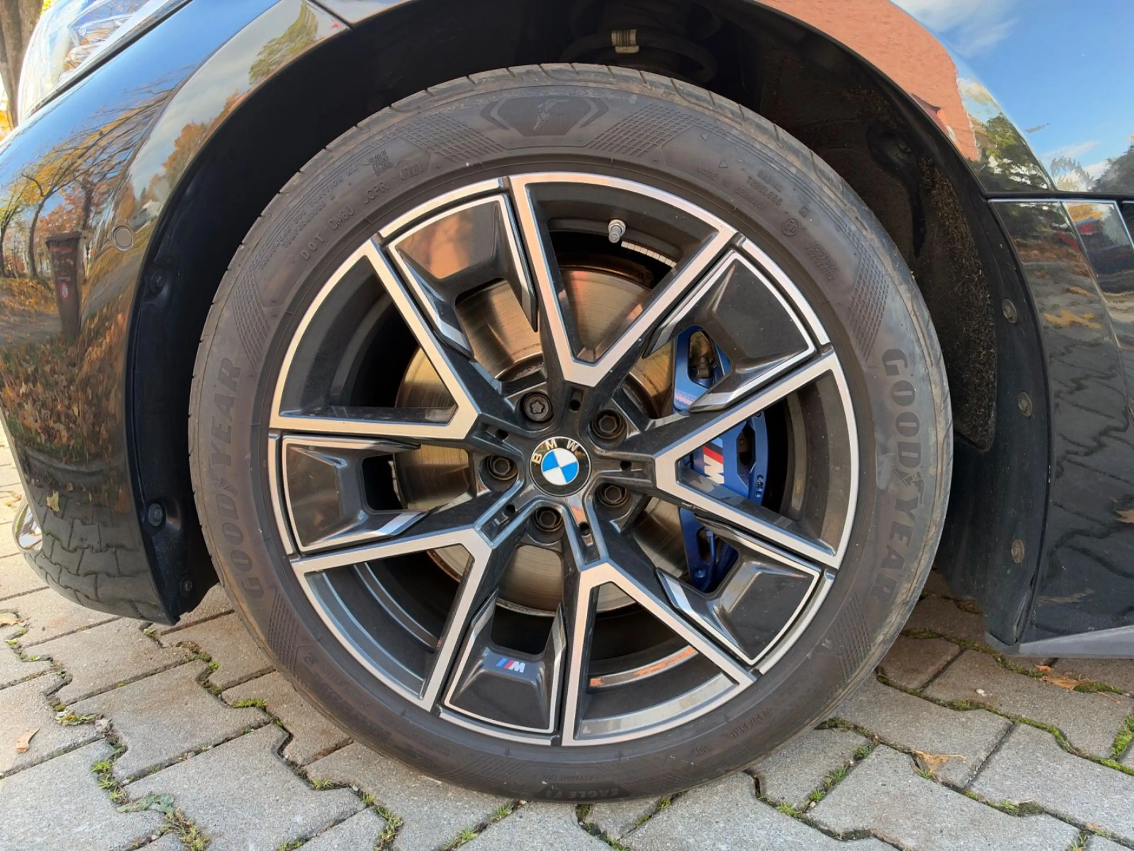BMW M4 i xDrive Gran Coupe*Glass-Dach*AHK*Rü.Kamera — photo 10