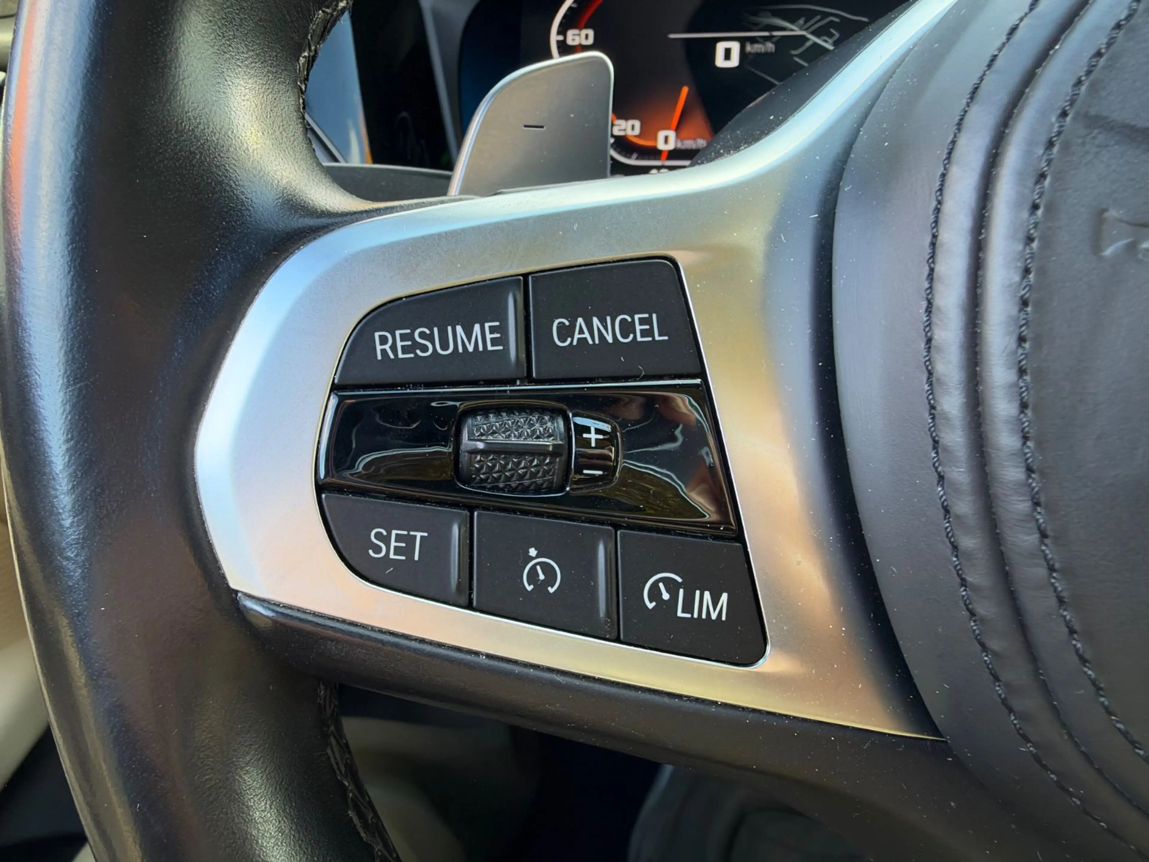 BMW M4 i xDrive Gran Coupe*Glass-Dach*AHK*Rü.Kamera — photo 12