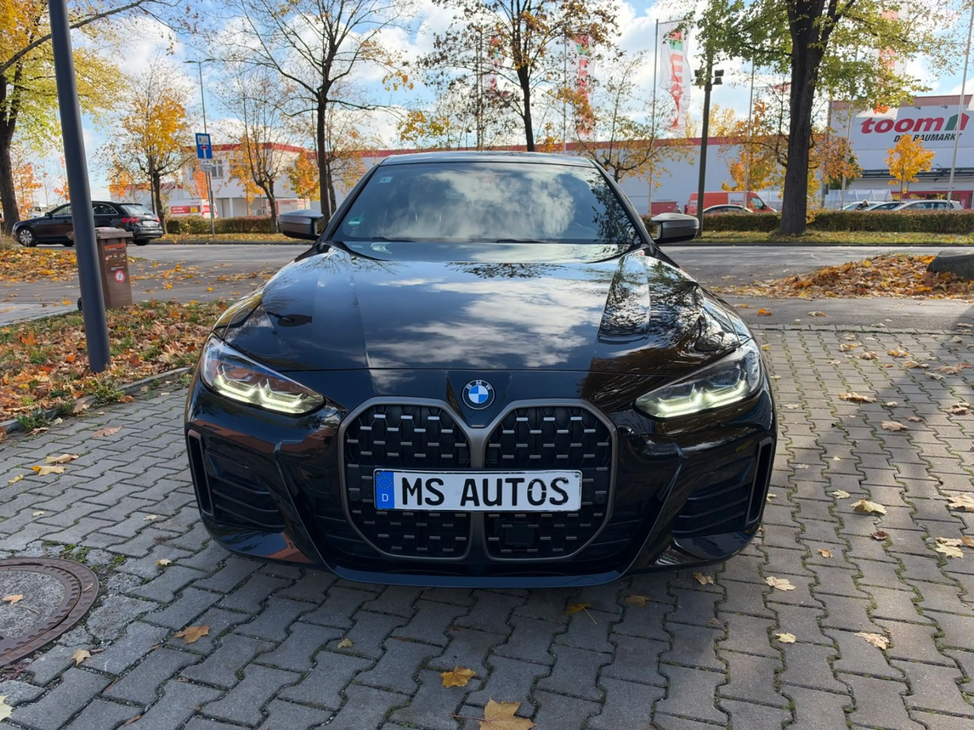 BMW M4 i xDrive Gran Coupe*Glass-Dach*AHK*Rü.Kamera — photo 9