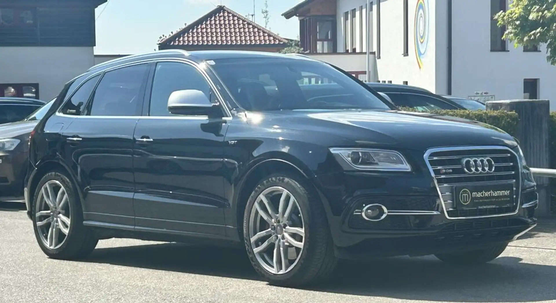 Audi SQ5 V6T 3.0TDI Quattro Sport*ACC*KEY*XENON*AHK*20'' Schwarz - 2