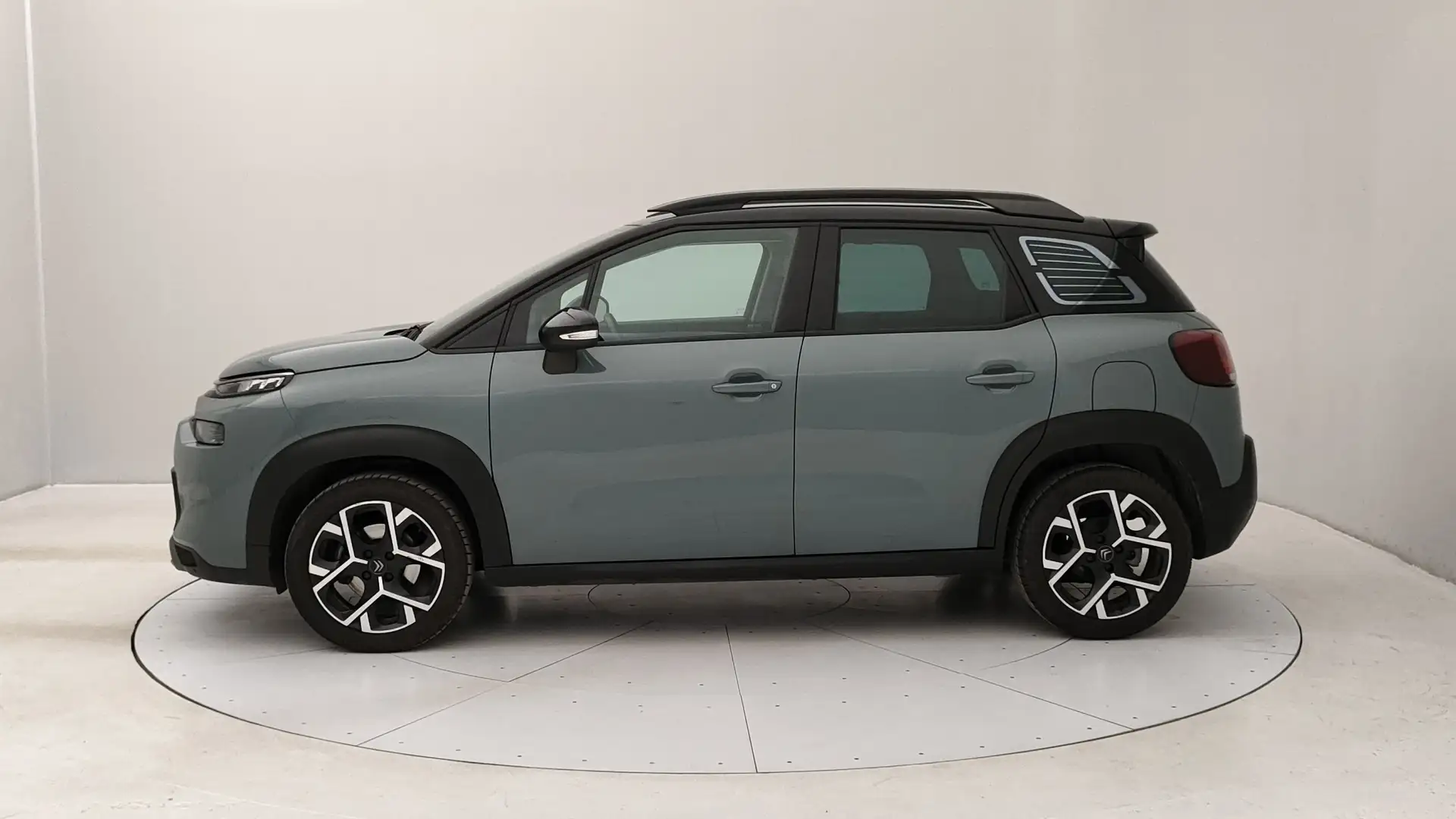 Citroen C3 Aircross 1.2 PureTech Shine Pack Grau - 2