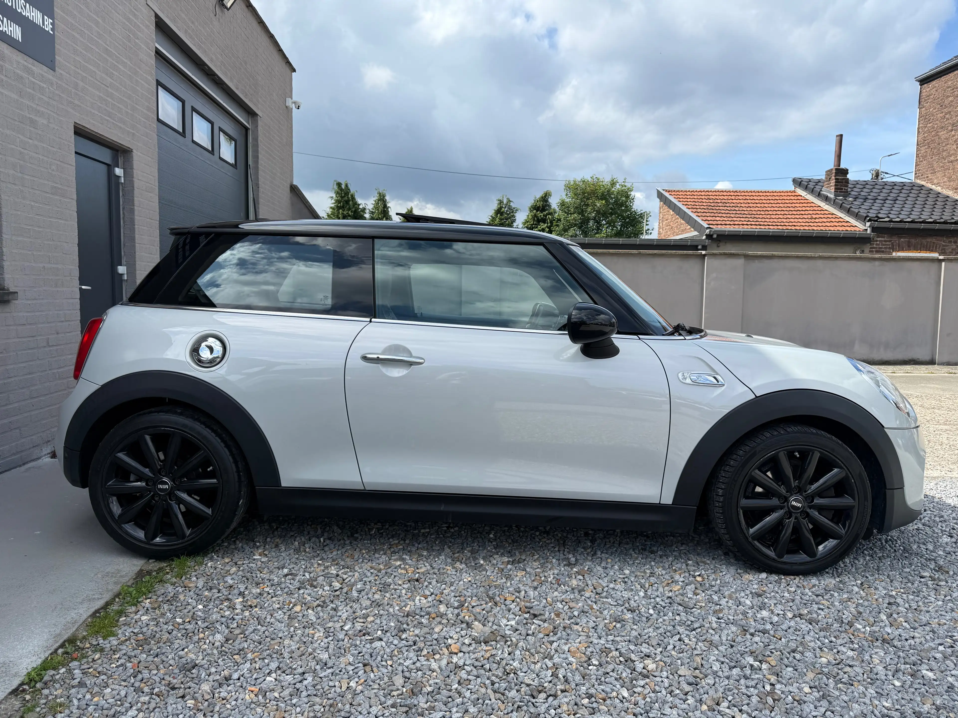 MINI Cooper SD *2.0 DAS S,PANO,LED,XÉNON,GPS,CUIR,CAPTEURS..* — photo 2