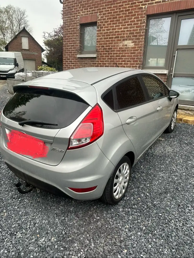 Ford Fiesta 1.0i Trend Gris - 2