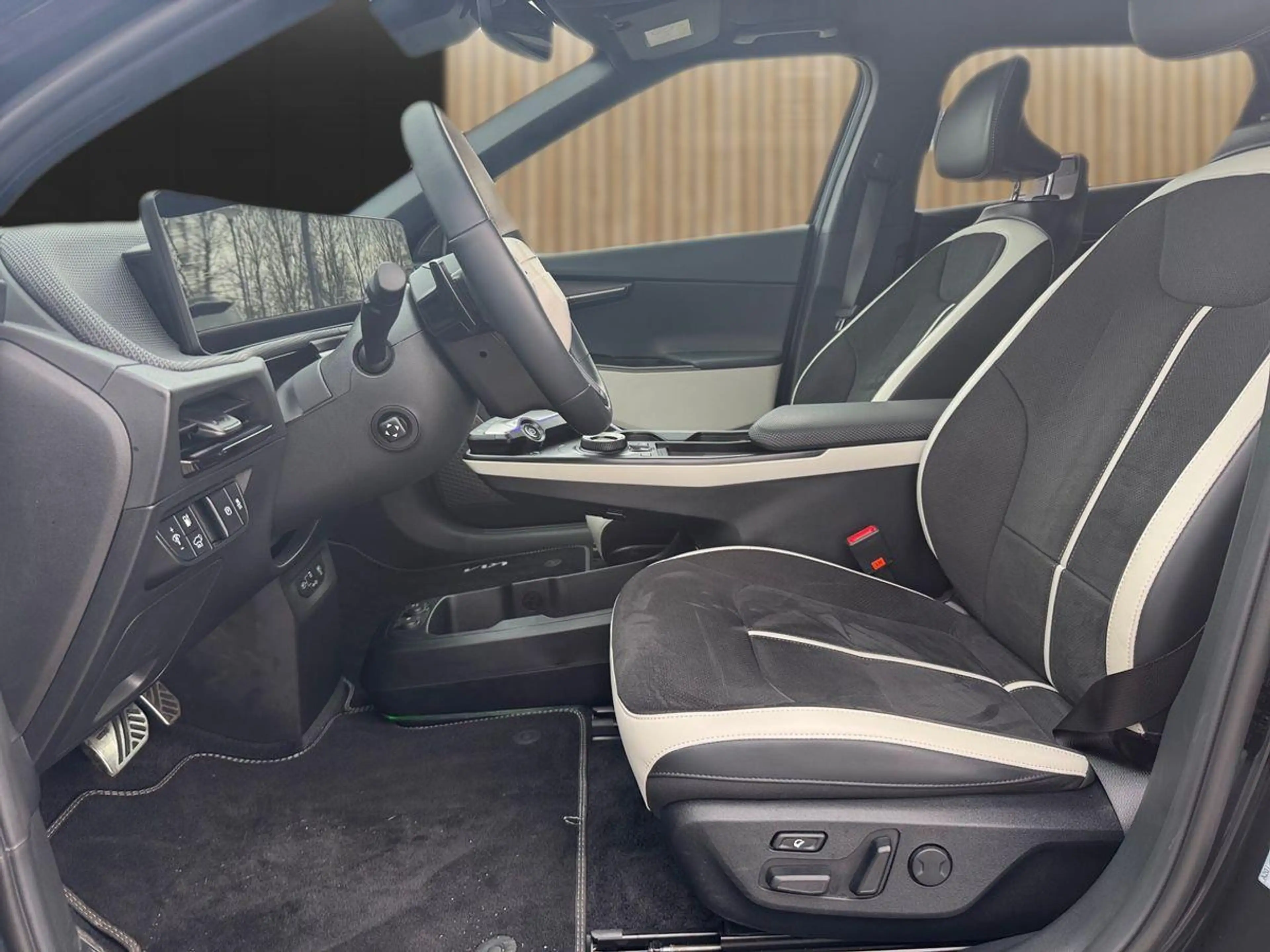 Kia EV6 PE 84kWh GT-Line AWD WP Glasdach ASS+ Sound — photo 8