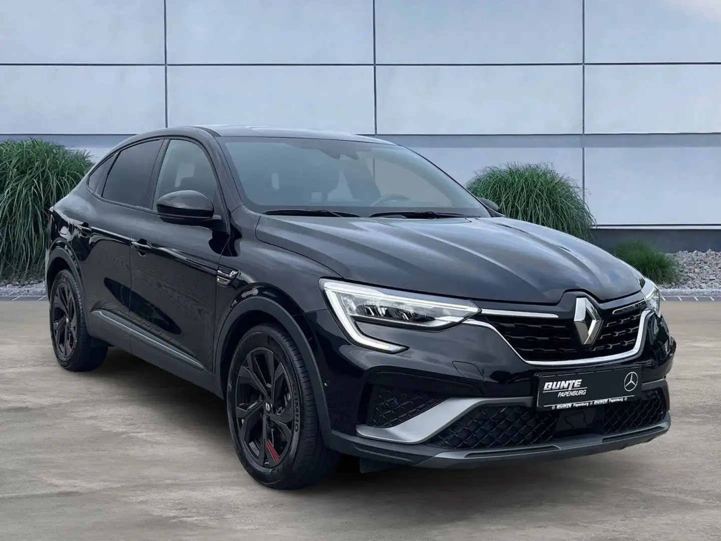 Renault Arkana 1.6 E-TECH Hybrid 145 R.S.LINE/SPUR/NAV LED Fekete - 2