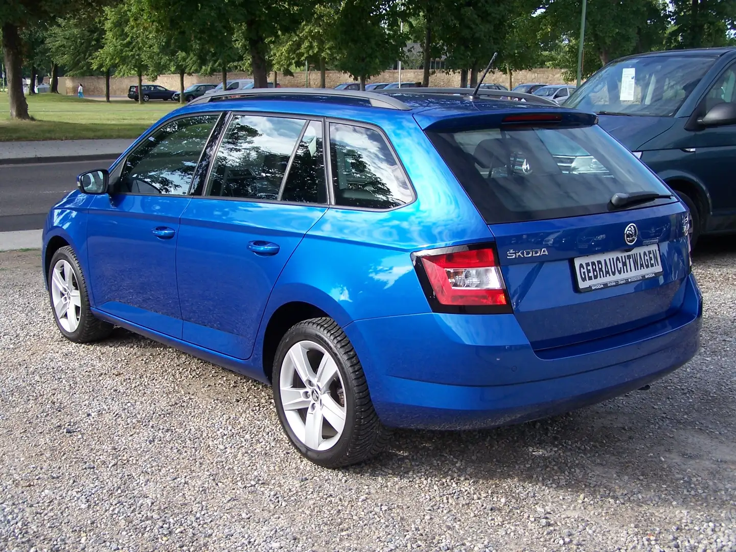 Skoda Fabia Combi Style 1.0 TSI Blau - 2