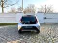 Toyota Aygo x-play touch/Klima/Kamera/Standheizung/TÜV Argent - thumbnail 12