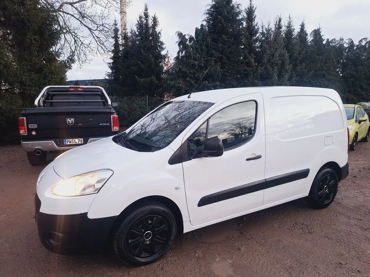 Peugeot Partner Blanc - 2