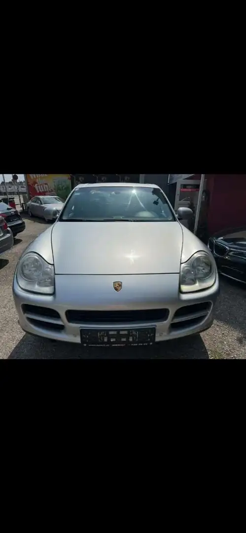 Porsche Cayenne S 4,5 V8 Tiptronic Silber - 2