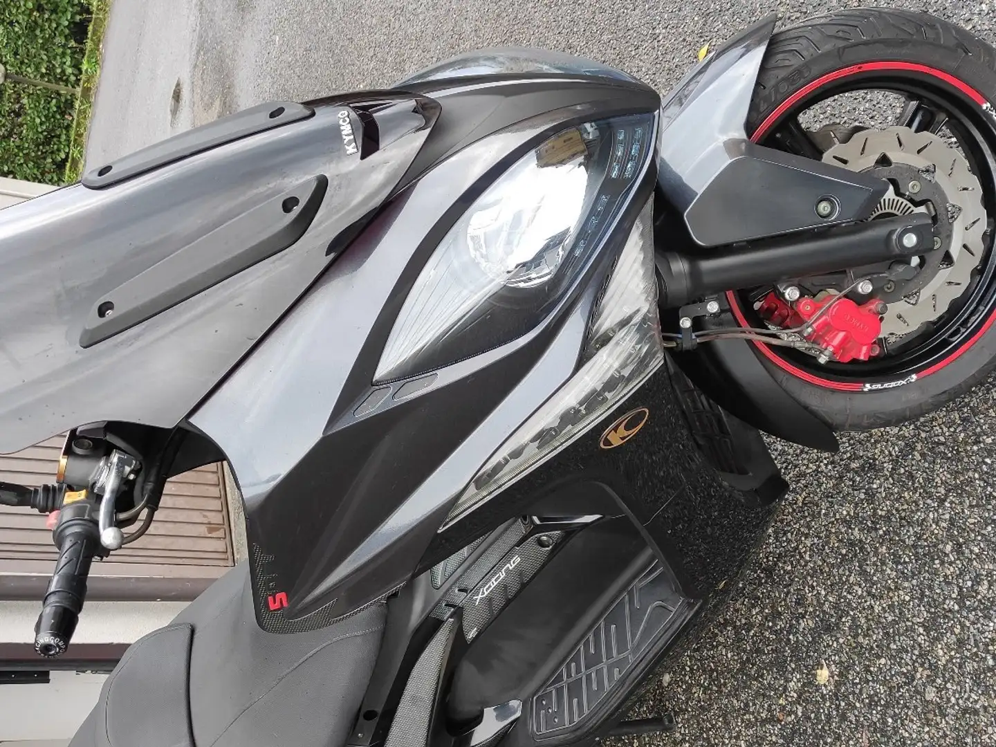 Kymco Xciting 500i schienale specchietti personalizzati Noir - 1