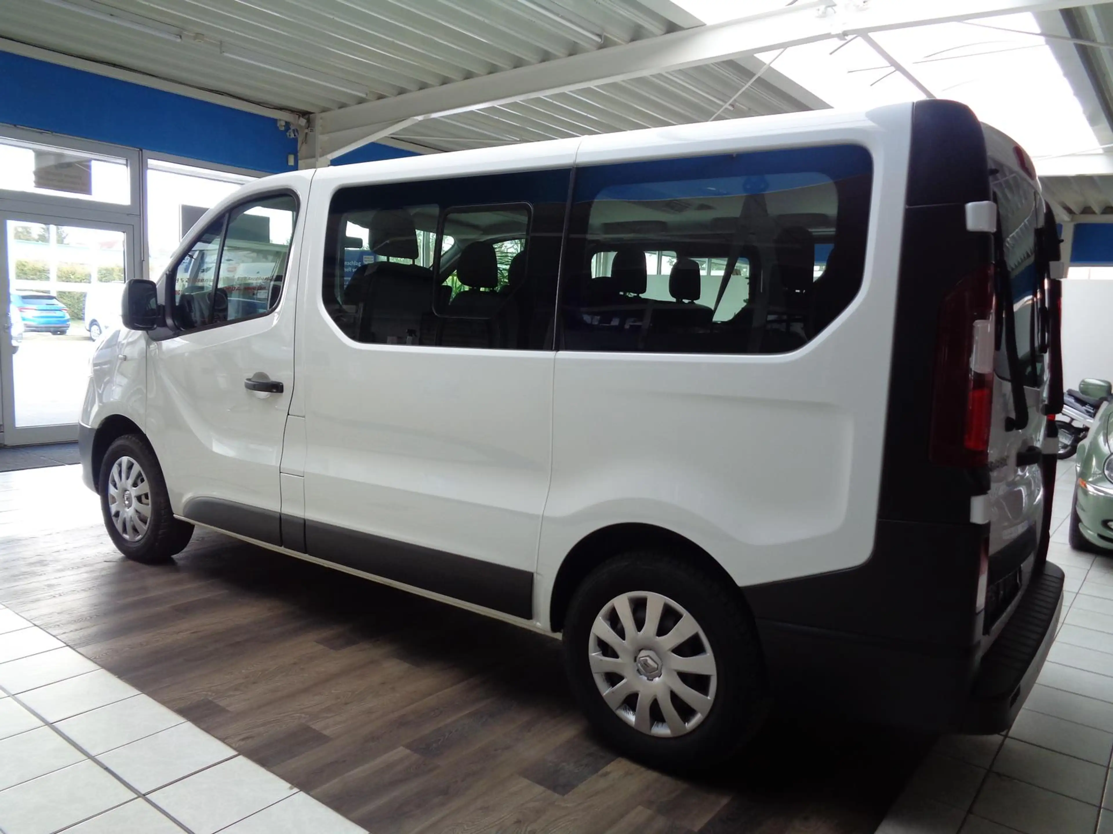 Renault Trafic L1 Combi.Expression 120,Klima,PDC.9-Sitze — photo 4