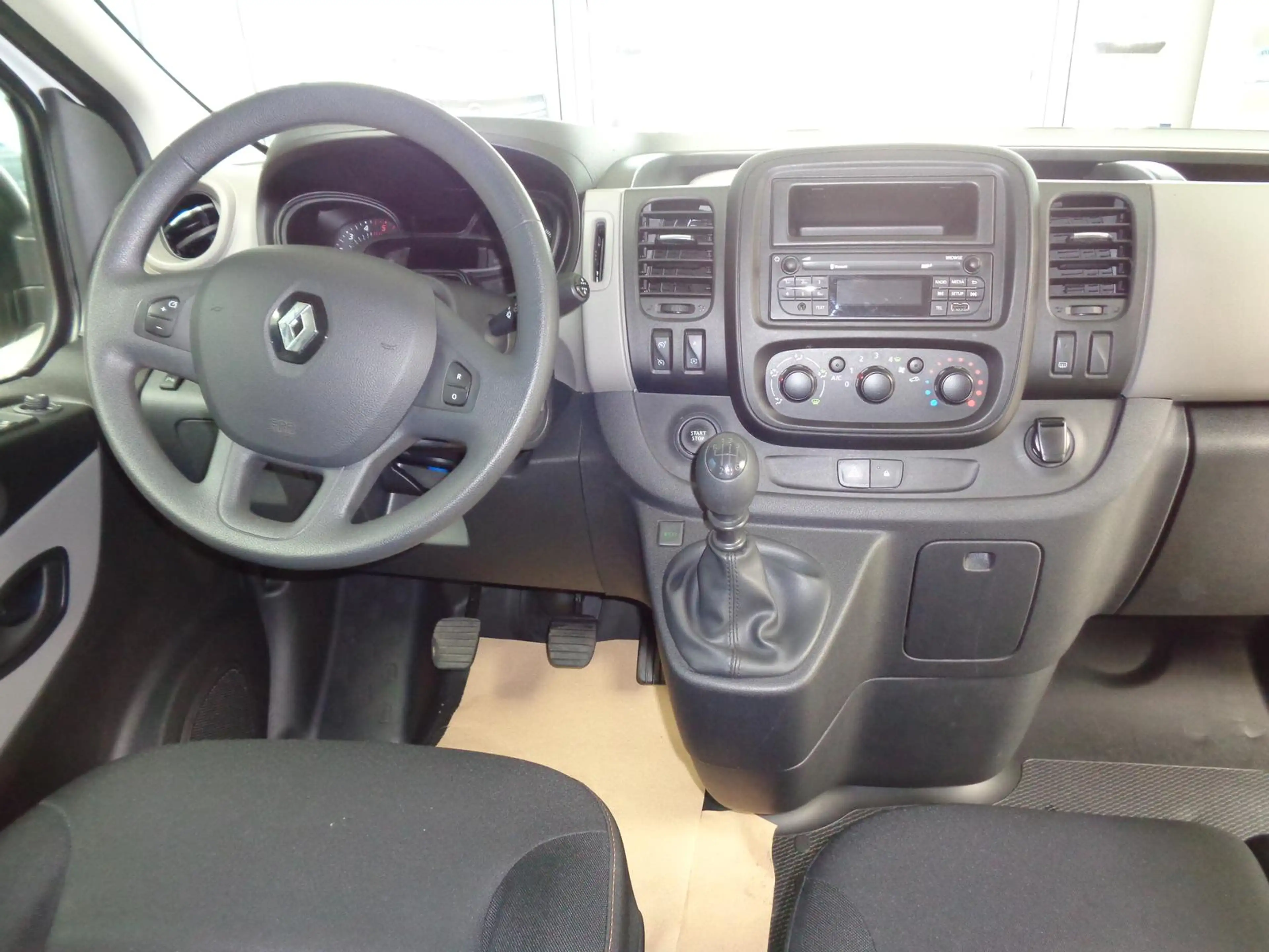 Renault Trafic L1 Combi.Expression 120,Klima,PDC.9-Sitze — photo 7