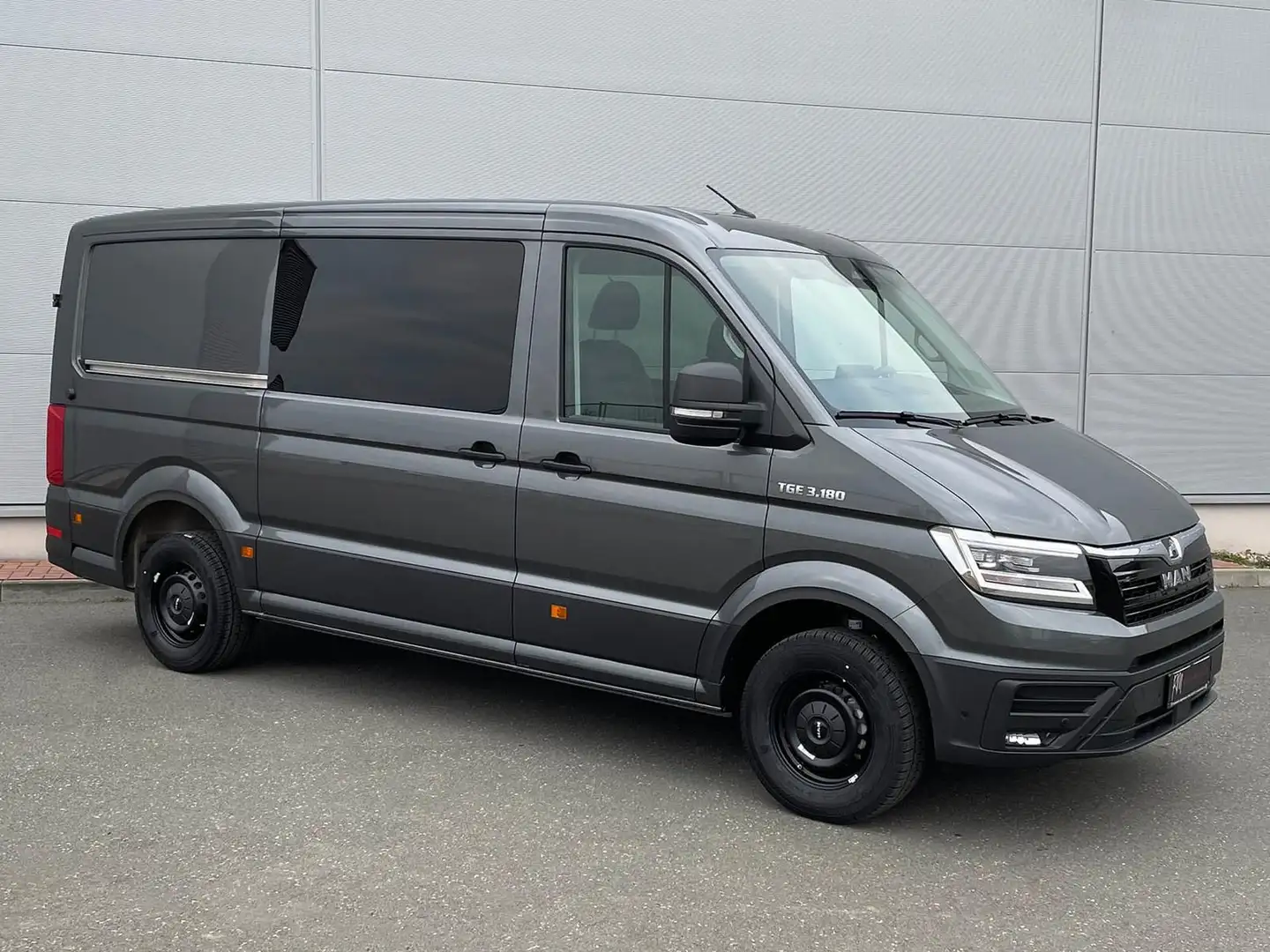 MAN TGE 3.180 L3H2 KASTEN AUTOM ACC LED AHK DAB Grau - 2