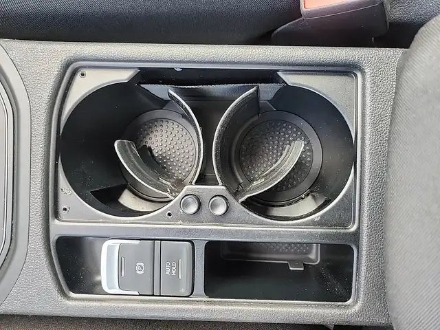 Volkswagen Touran view 17