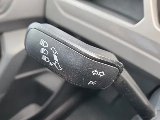 Volkswagen Touran view 12