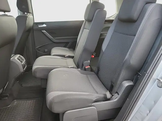 Volkswagen Touran view 26