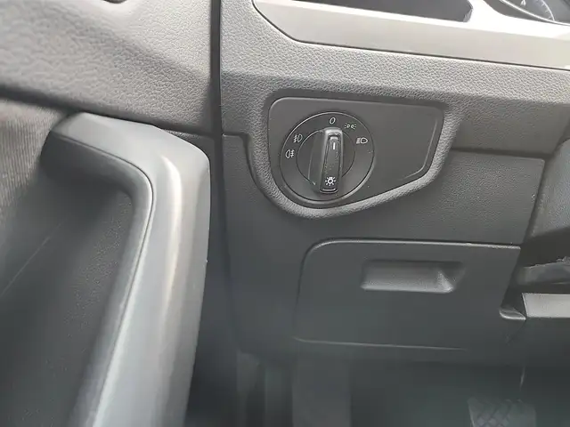 Volkswagen Touran view 14