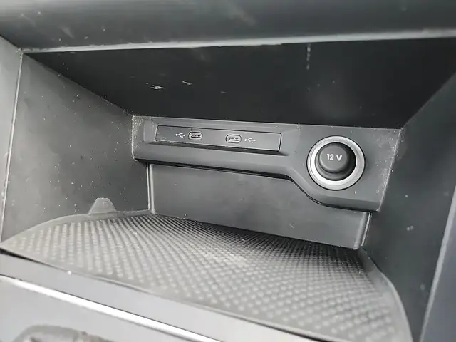 Volkswagen Touran view 19