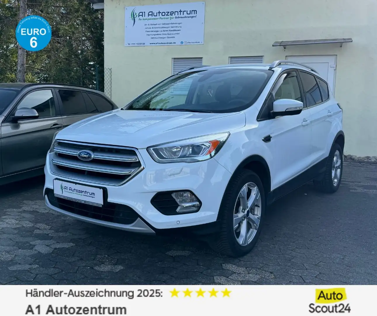 Ford Kuga 2.0 TDCi 4x4 Aut. Titanium AHK Navi R.Kam SHZ Biały - 1
