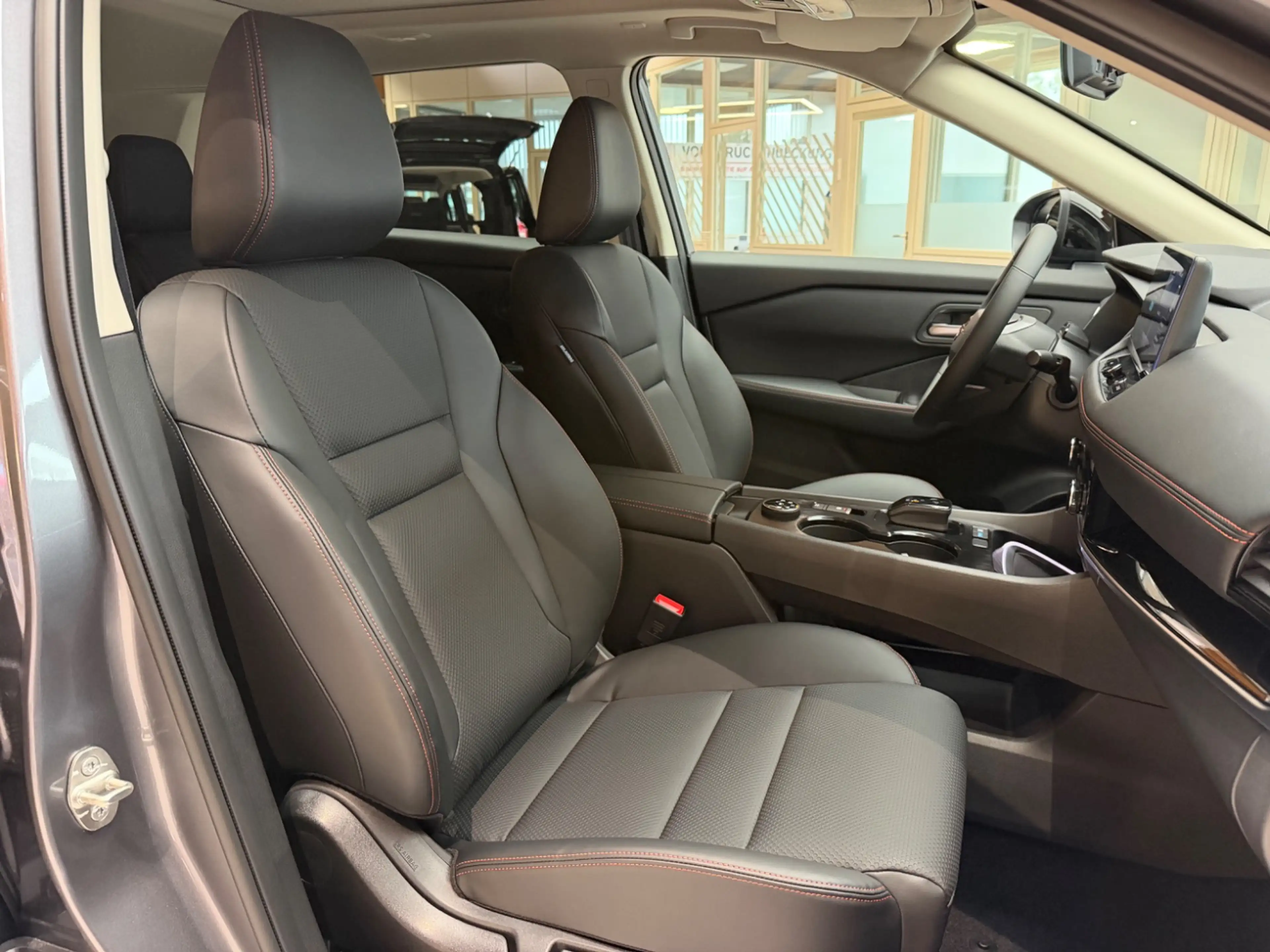 Nissan X-Trail 1.5 VC-T e-Power e-4orce N-Trek 360+ACC — photo 14