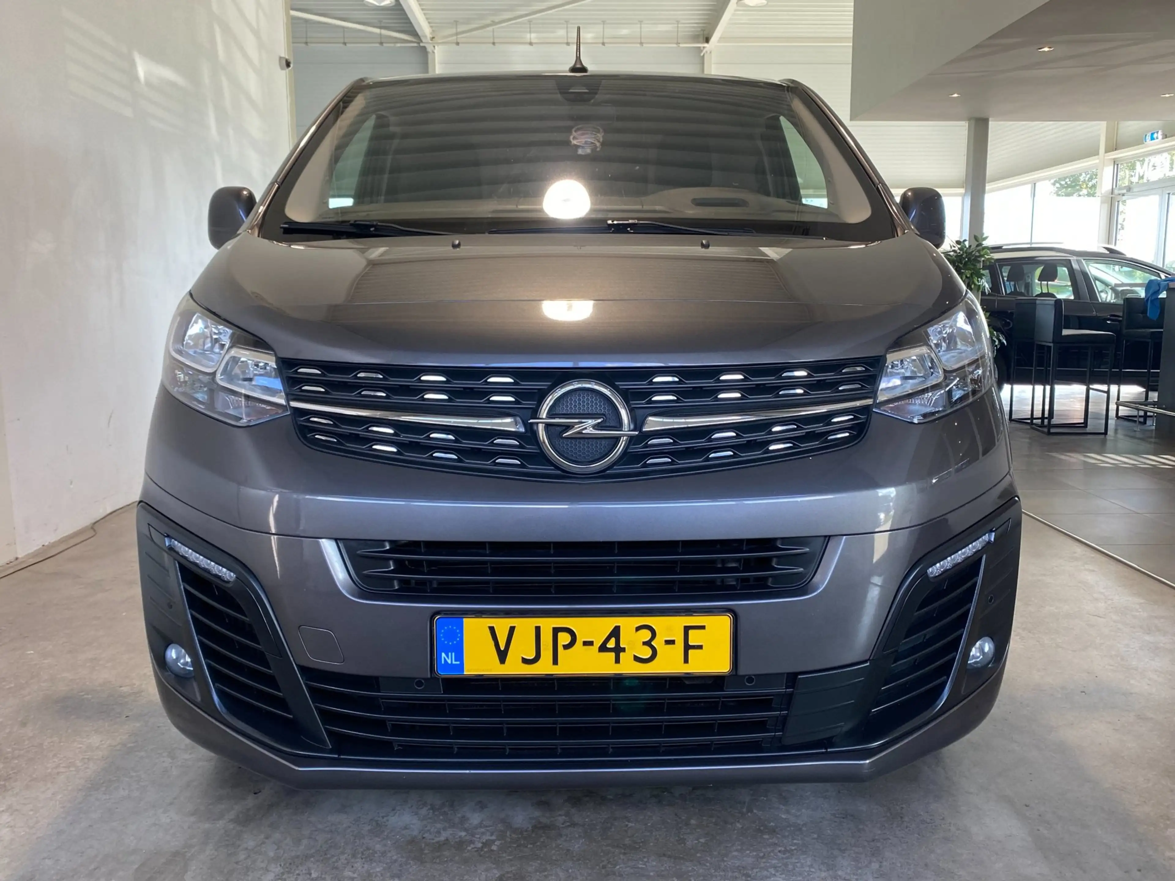 Opel Vivaro 2.0 CDTI L2H1 Automaat Innovation 125dkm! — photo 8