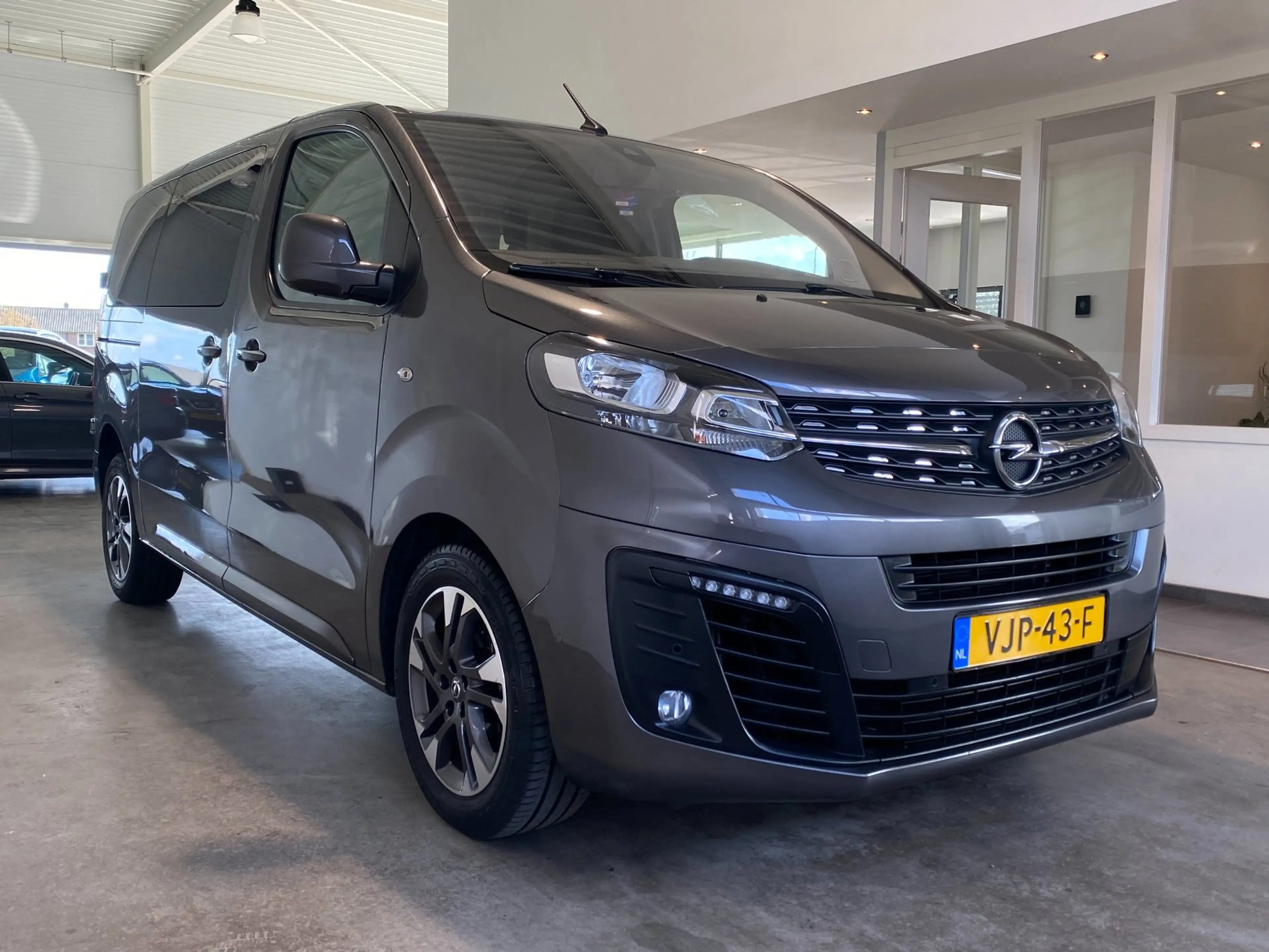 Opel Vivaro 2.0 CDTI L2H1 Automaat Innovation 125dkm! — photo 7