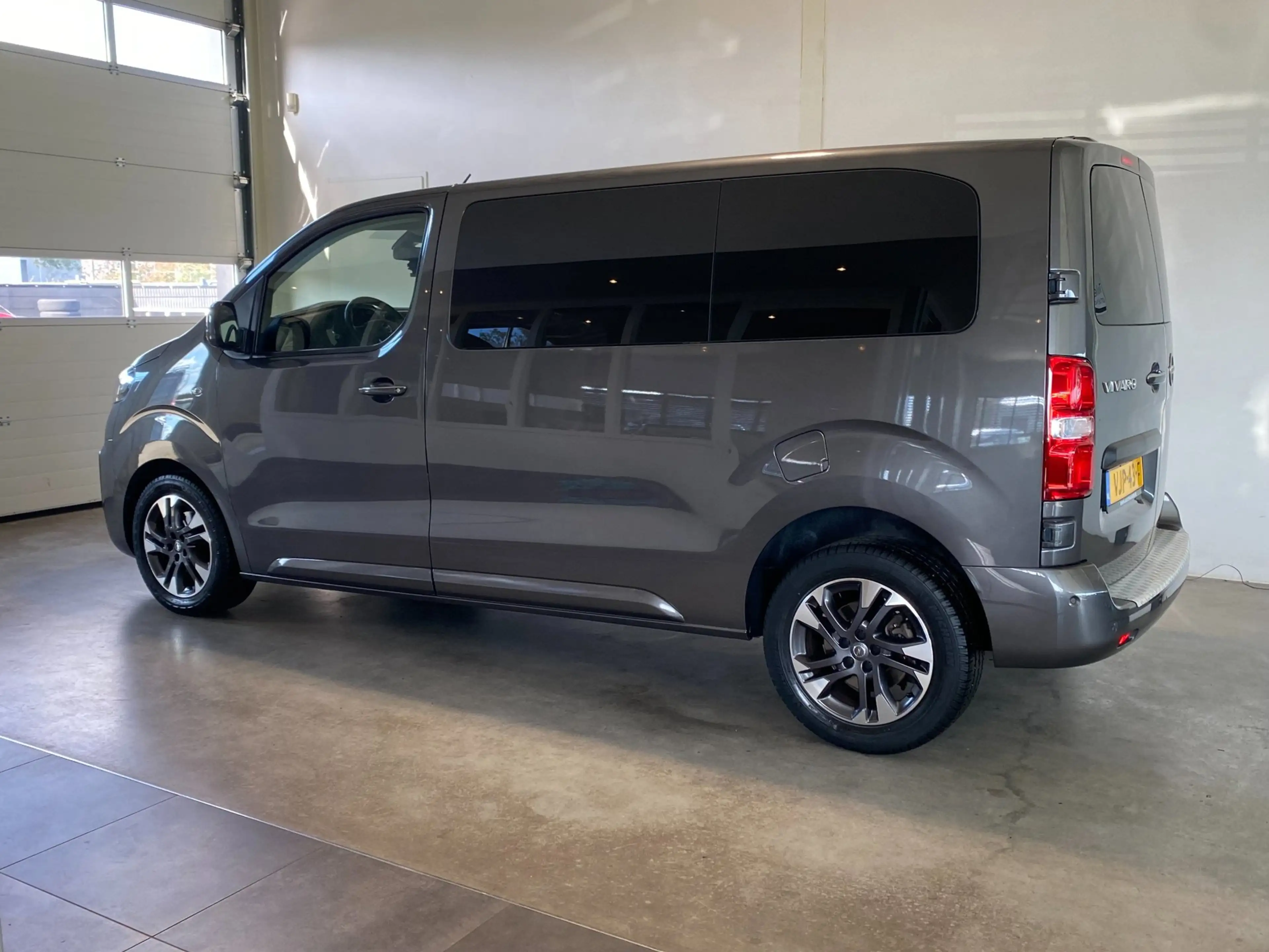 Opel Vivaro 2.0 CDTI L2H1 Automaat Innovation 125dkm! — photo 4