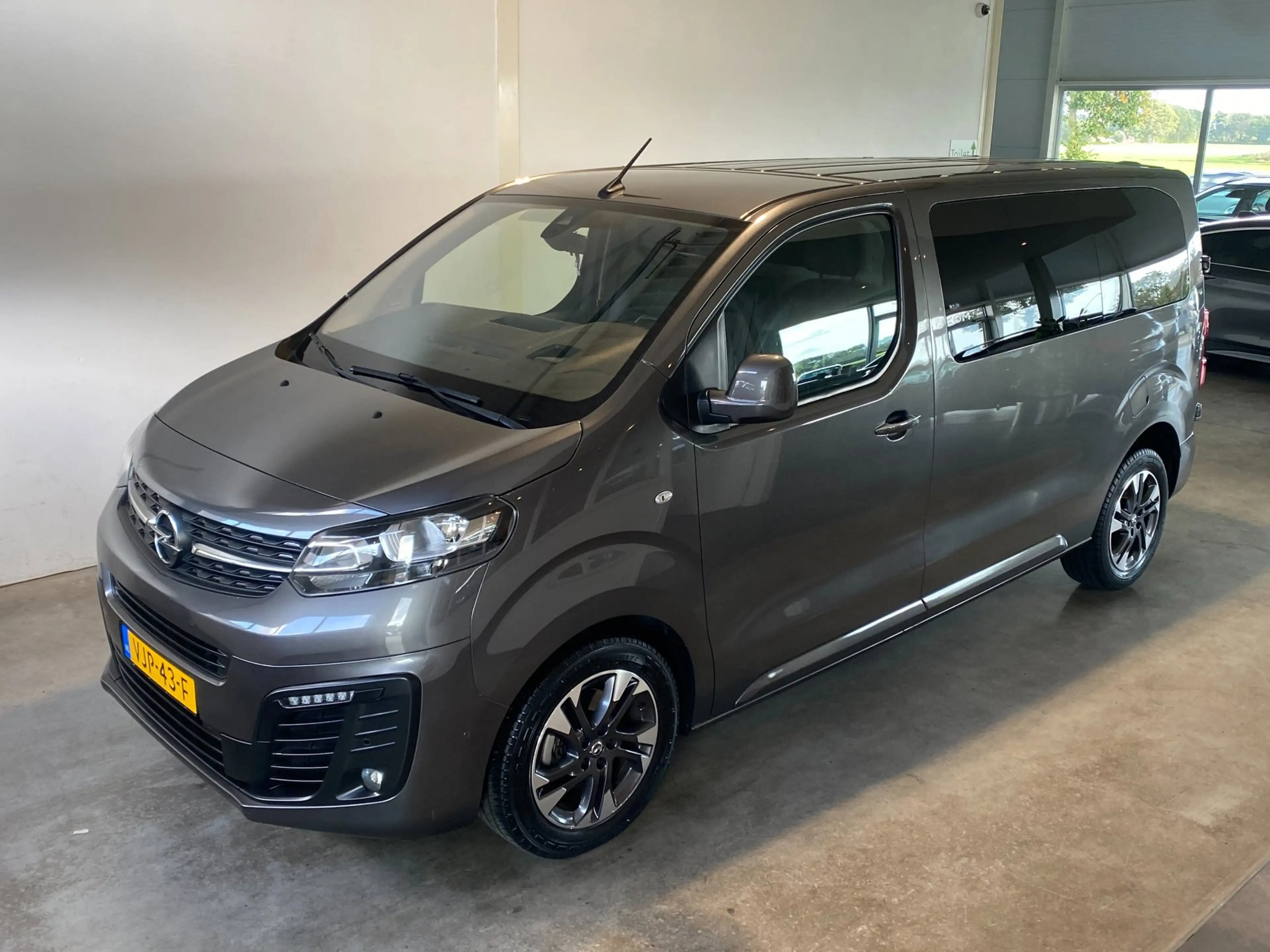Opel Vivaro 2.0 CDTI L2H1 Automaat Innovation 125dkm! — photo 2