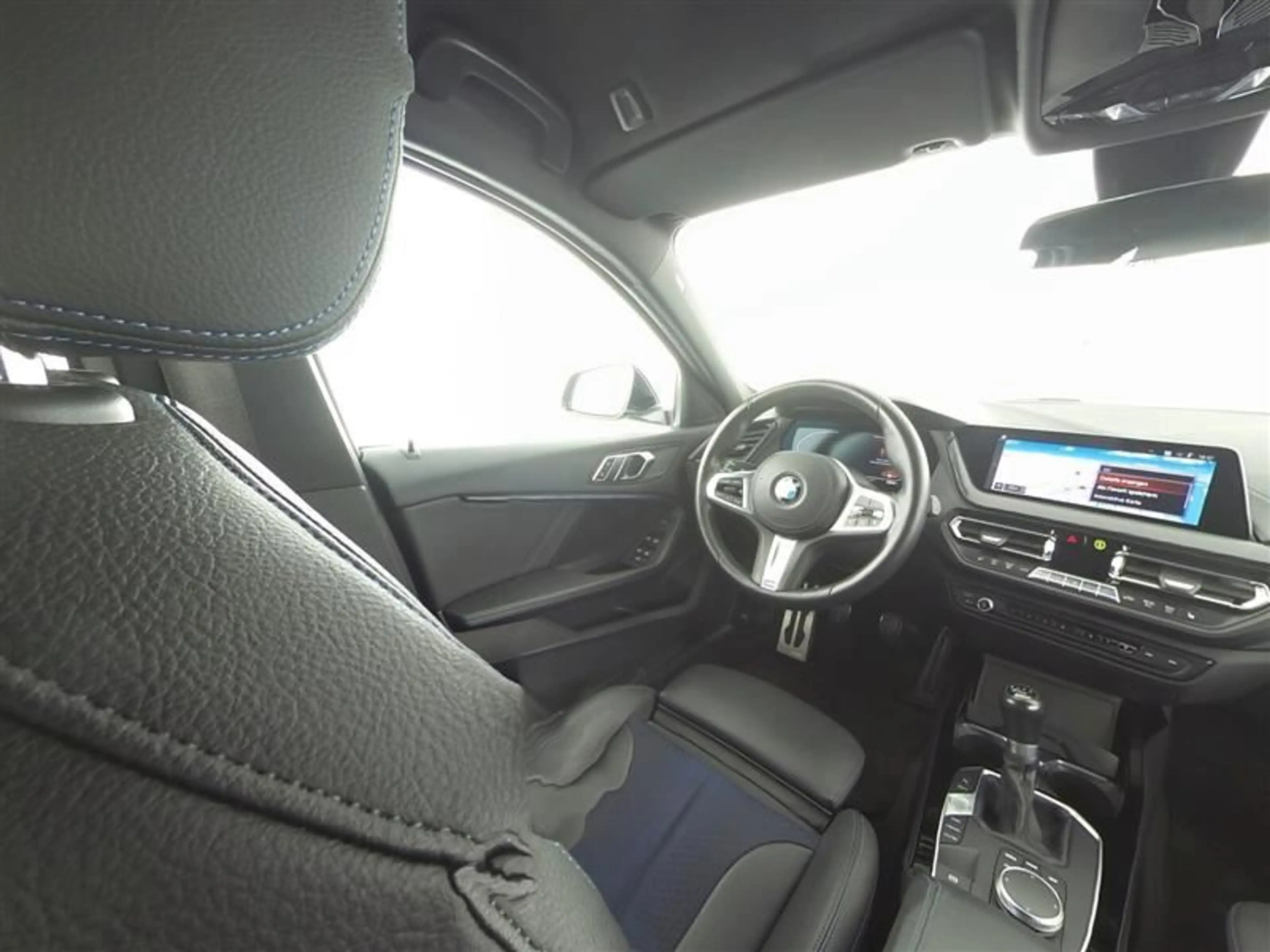 BMW 118 M Sport — photo 9