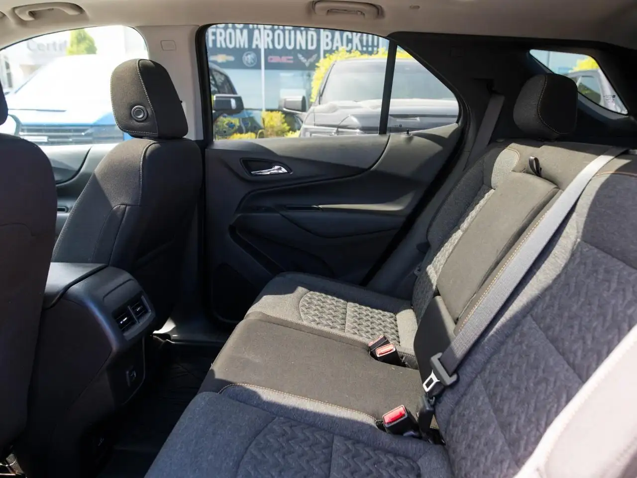 Chevrolet Equinox снимка Chevrolet Equinox