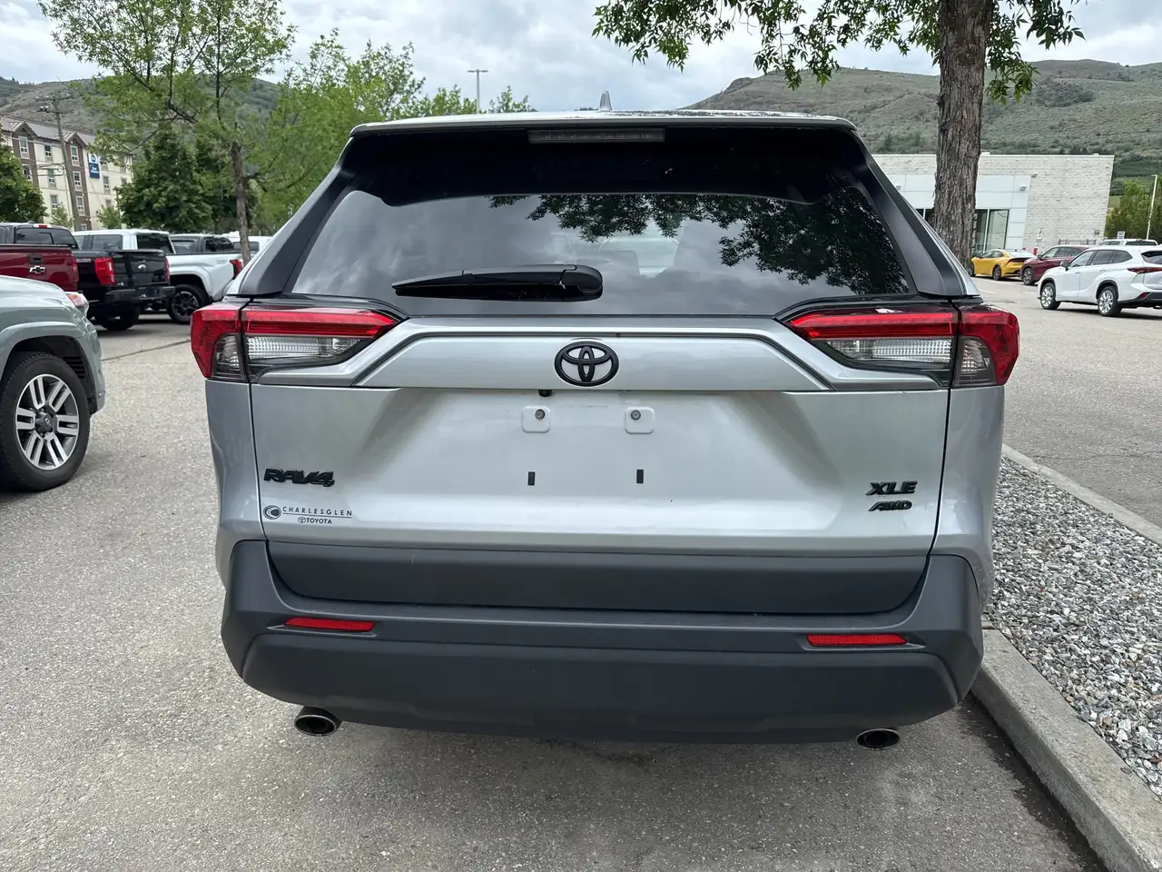 Toyota RAV 4 снимка Toyota RAV 4