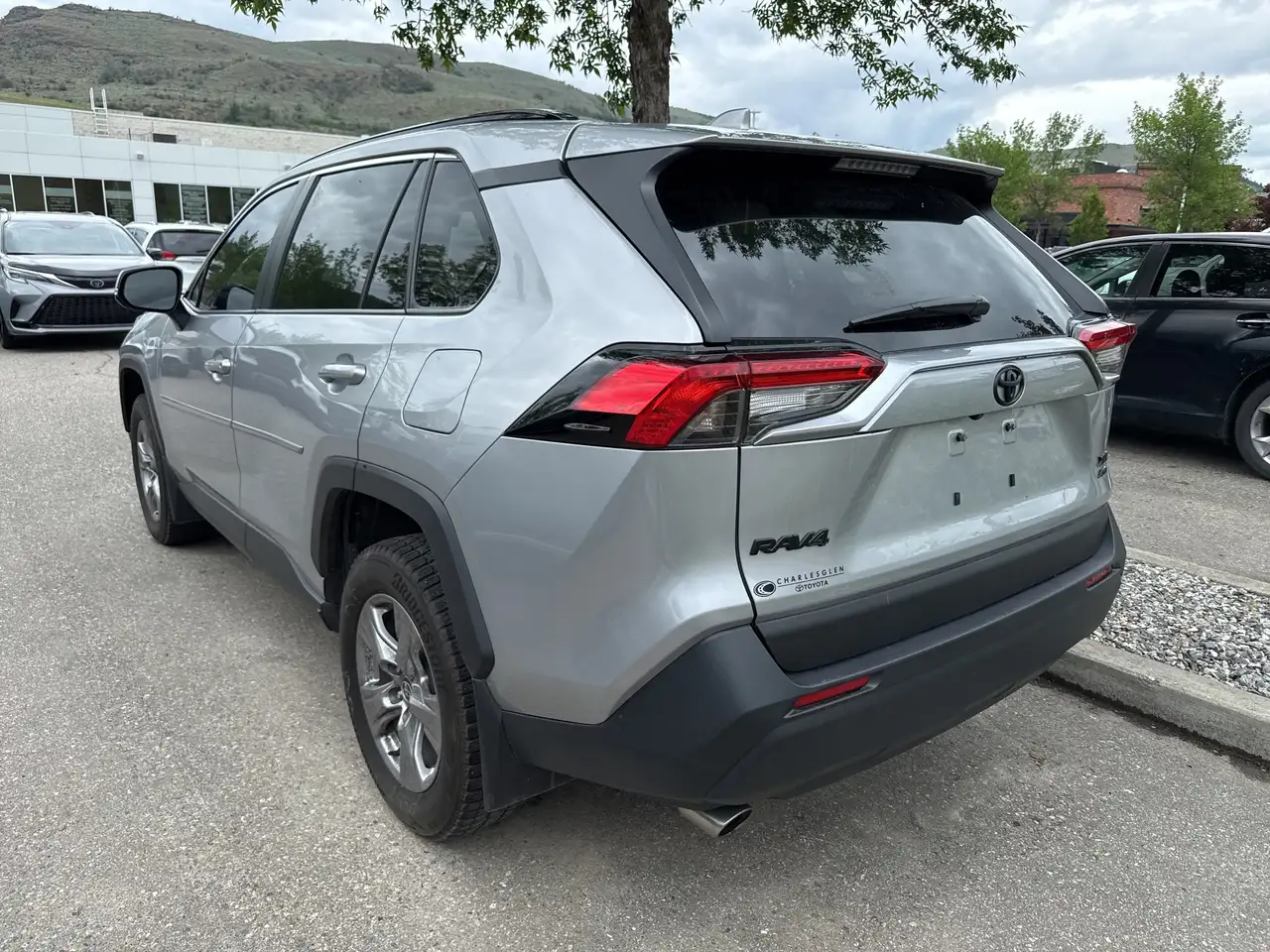 Toyota RAV 4 снимка Toyota RAV 4